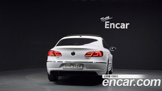 Volkswagen CC 2.0 TDI BlueMotion — пробег 175 304 км — фото 4 из 5