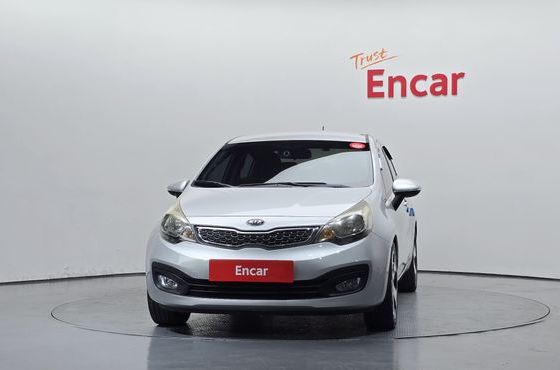 Kia pride 1.6 GDI Sedan Prestige — пробег 72 017 км — фото 3 из 5