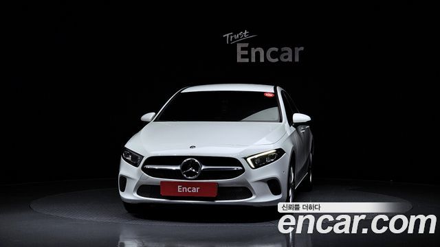 Mercedes-Benz A-Class A220 Sedan — пробег 108 949 км — фото 3 из 5