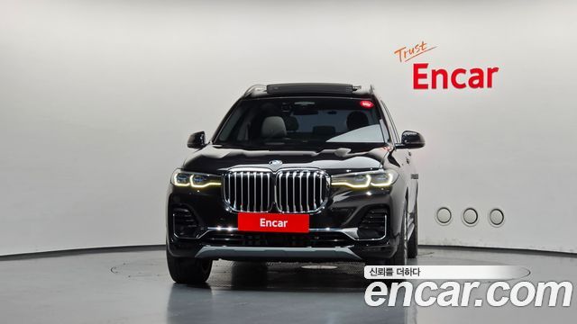 BMW X7 xDrive 40i Design Pure Excellence 7-Seater — пробег 122 298 км — фото 3 из 5