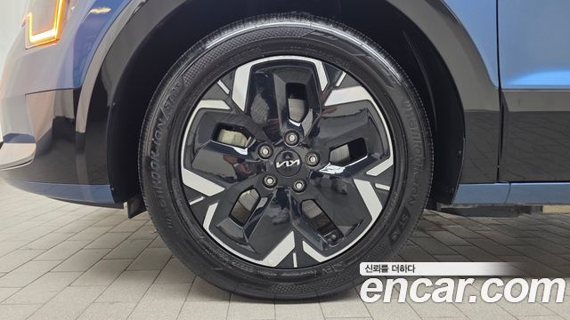 Kia Niro Earth — пробег 52 998 км — фото 5 из 5