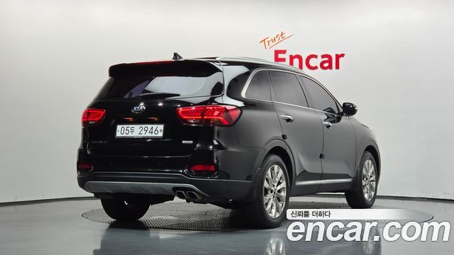 Kia Sorento Diesel 2.0 2WD Prestige — пробег 128 008 км — фото 2 из 5