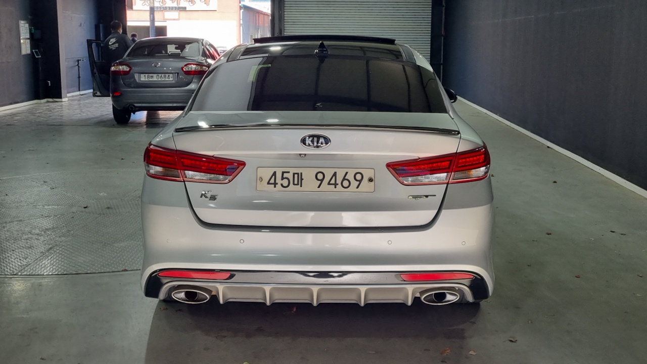 Kia K5 2.0 Turbo SX GT — пробег 164 000 км — фото 4 из 5