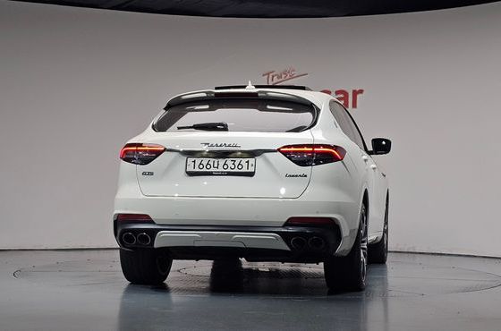 Maserati Levante 3.8 GTS AWD — пробег 38 718 км — фото 4 из 5
