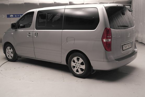 Hyundai Starex Wagon 12-Seater Smart — пробег 163 288 км — фото 2 из 5