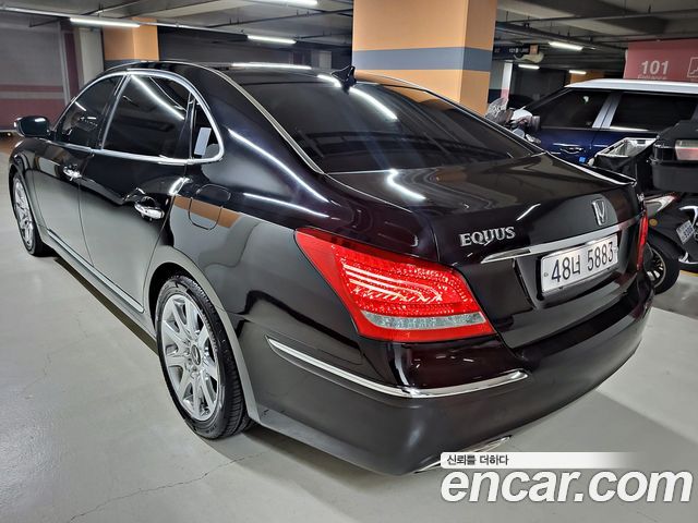 Hyundai Equus VS380 Prestige VVIP PACK — пробег 226 574 км — фото 3 из 5