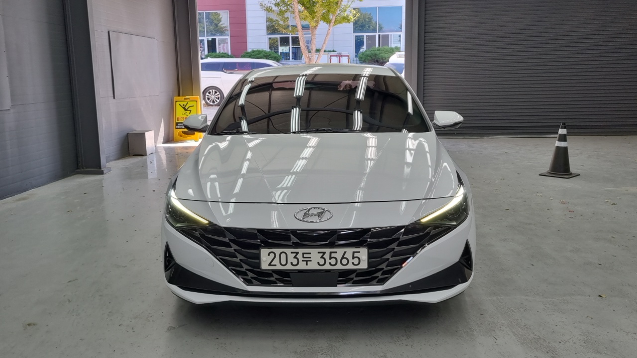 Hyundai AVANTE 1.6 Modern — пробег 95 263 км — фото 3 из 5