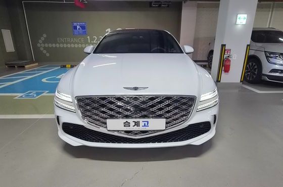 Genesis G80 Gasoline 2.5 Turbo 2WD — пробег 32 826 км — фото 1 из 5