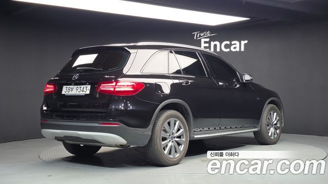 Mercedes-Benz GLC-Class GLC350e 4MATIC — пробег 61 876 км — фото 2 из 5