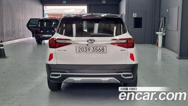 Kia Seltos из Кореи Encar