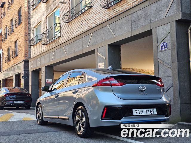 Hyundai Ioniq Q — пробег 62 408 км — фото 4 из 5