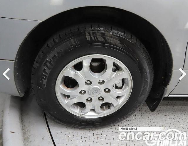 Hyundai Starex 12-Seater Wagon Smart — пробег 100 000 км — фото 5 из 5