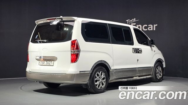 Hyundai Starex 11-Seater Wagon Modern Special — пробег 75 186 км — фото 2 из 5