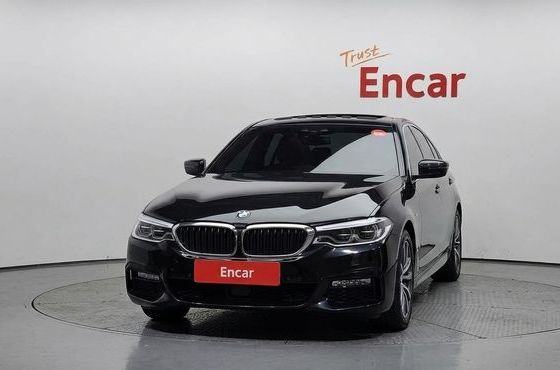 BMW 5-Series 520d xDrive M Sport Package Plus — пробег 133 722 км — фото 3 из 5
