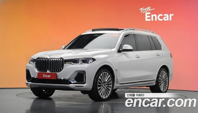 BMW X7 xDrive 40i Design Pure Excellence 7-Seater — пробег 116 688 км — фото 1 из 5