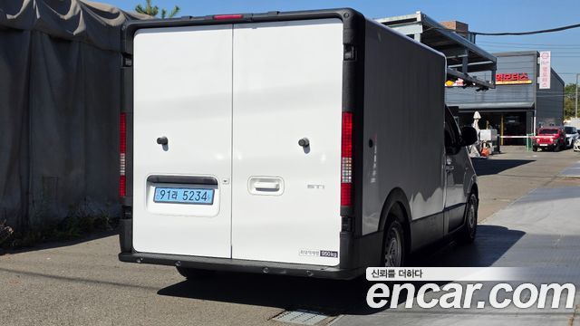 Hyundai ST1 Cargo Premium — пробег 34 015 км — фото 2 из 5