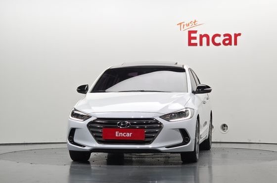 Hyundai AVANTE 1.6 GDI Modern special — пробег 81 390 км — фото 3 из 5