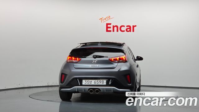 Hyundai Veloster 1.6 Turbo Sport Core — пробег 37 635 км — фото 4 из 5