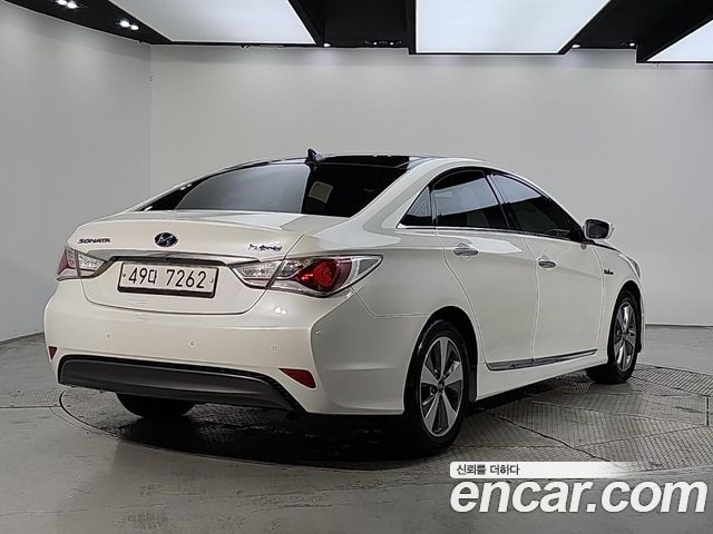 Hyundai Sonata 2.0 Royal — пробег 154 377 км — фото 4 из 5