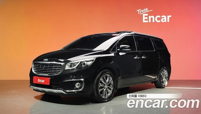 Kia Carnival 9-Seater Noblesse Special — пробег 120 084 км — фото 1 из 5