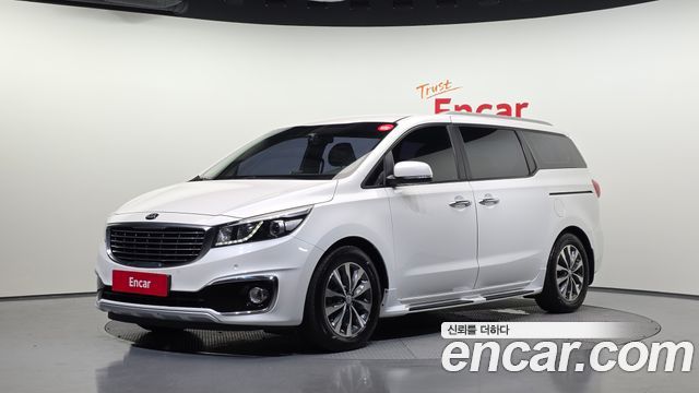 Kia Carnival 9-seater Luxury — пробег 128 327 км — фото 1 из 5