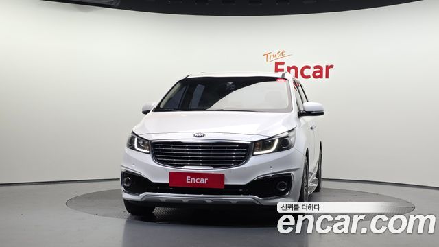 Kia Carnival 9-seater Luxury — пробег 128 327 км — фото 3 из 5