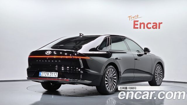 Hyundai Grandeur Calligraphy — пробег 3 649 км — фото 2 из 5