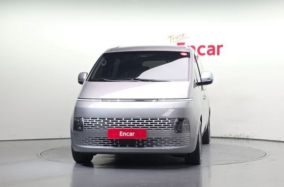 Hyundai Staria L3.5 Tourer 11-Seater Modern — пробег 15 903 км — фото 3 из 5