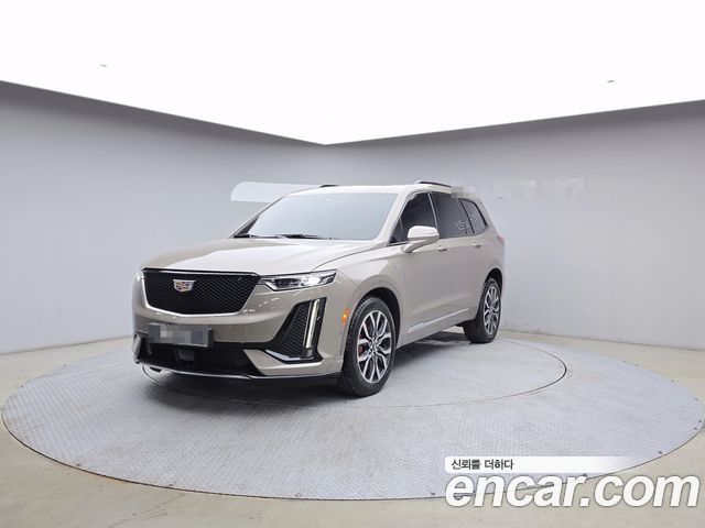 Cadillac XT6 3.6 Sport — пробег 9 592 км — фото 1 из 5