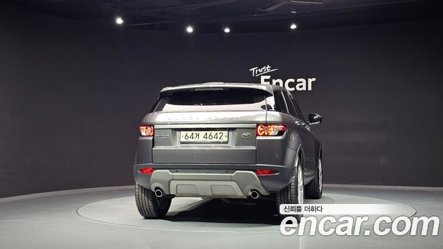 Land Rover Range Rover Evoque 2.2 SD4 Prestige — пробег 78 613 км — фото 4 из 5