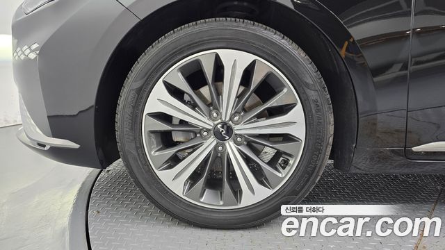 Kia K8 из Кореи Encar
