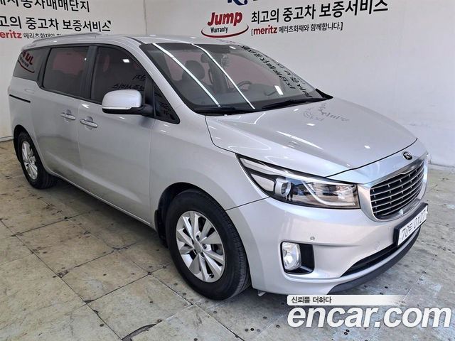 Kia Carnival 11-seater Luxury — пробег 177 991 км — фото 4 из 5