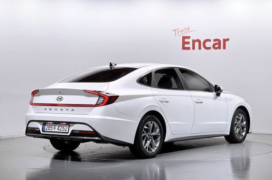Hyundai Sonata 2.0 Premium Family — пробег 76 511 км — фото 2 из 5