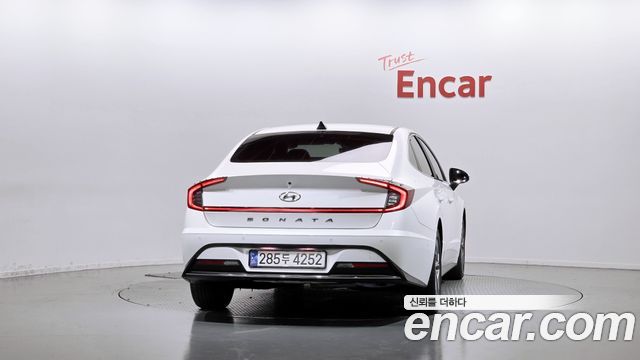 Hyundai Sonata 2.0 Premium Family — пробег 76 511 км — фото 4 из 5