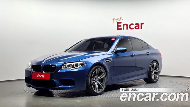 BMW M5 M5 Sedan — пробег 82 216 км — фото 1 из 5