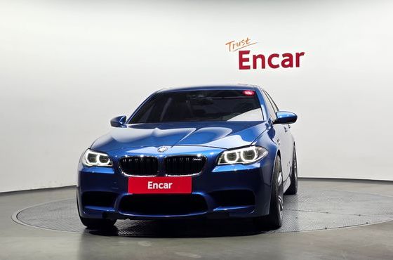 BMW M5 M5 Sedan — пробег 82 216 км — фото 3 из 5