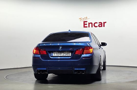 BMW M5 M5 Sedan — пробег 82 216 км — фото 4 из 5
