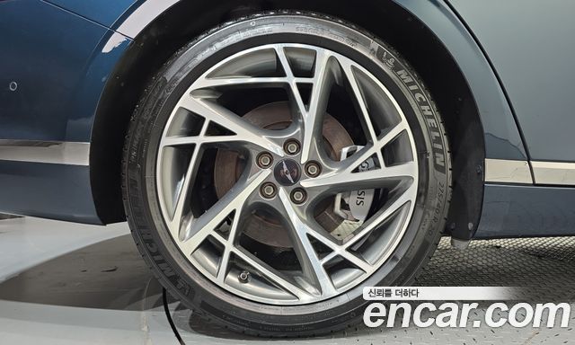 Genesis G90 из Кореи Encar