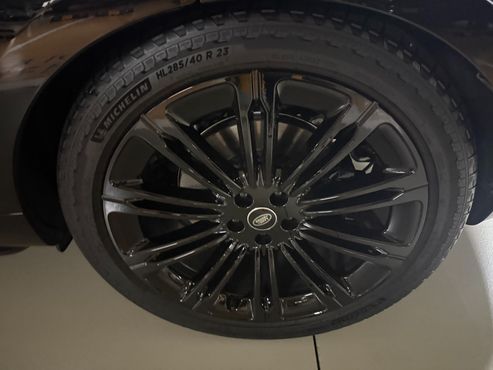 Land Rover Range Rover P530 Autobiography Long Wheel Base — пробег 12 000 км — фото 5 из 5