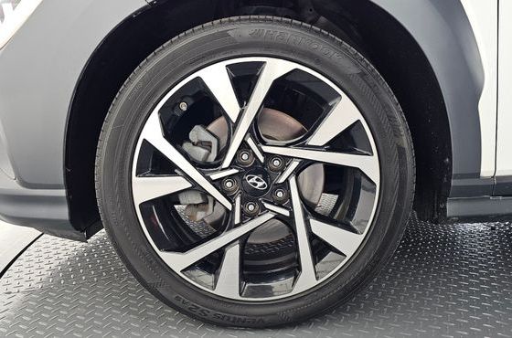 Hyundai Kona Gasoline 1.6 Turbo 2WD Inspiration — пробег 176 522 км — фото 5 из 5