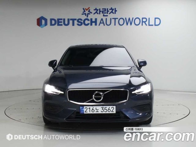 Volvo S60 B5 Momentum — пробег 63 780 км — фото 3 из 5