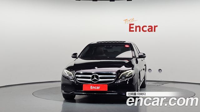 Mercedes-Benz E-Class E220d Avantgarde — пробег 159 550 км — фото 3 из 5