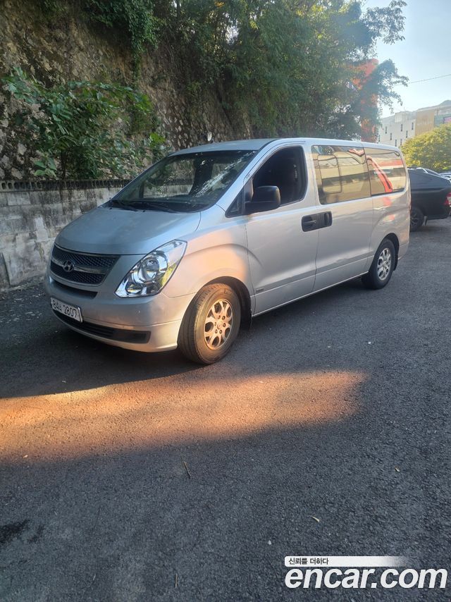 Hyundai Starex 5-Seater VAN CVX Deluxe — пробег 310 000 км — фото 2 из 5