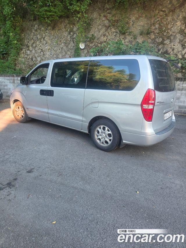 Hyundai Starex 5-Seater VAN CVX Deluxe — пробег 310 000 км — фото 3 из 5