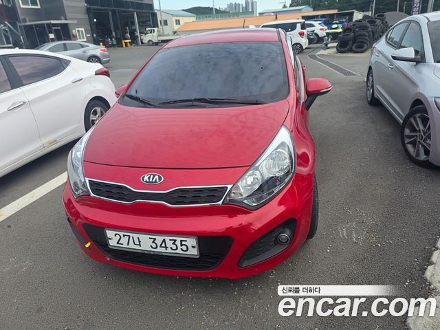 Kia pride 1.6 GDI Hatchback Luxury — пробег 51 000 км — фото 2 из 5