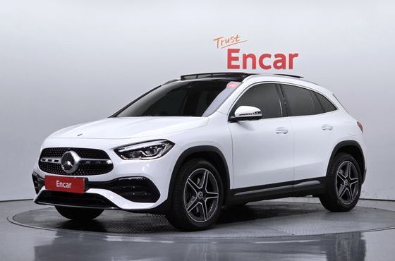 Mercedes-Benz GLA-Class GLA250 4MATIC — пробег 39 763 км — фото 1 из 5