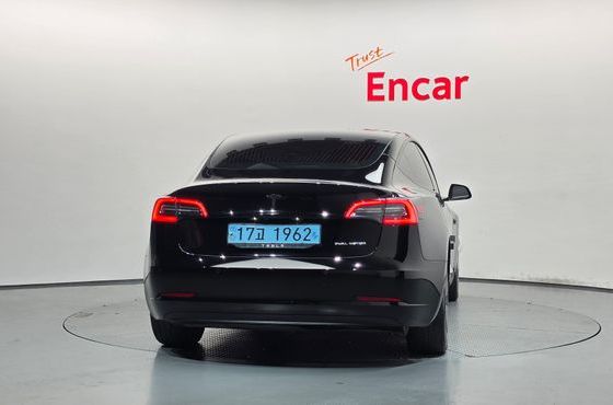 Tesla Model 3 Long Range AWD — пробег 105 984 км — фото 4 из 5