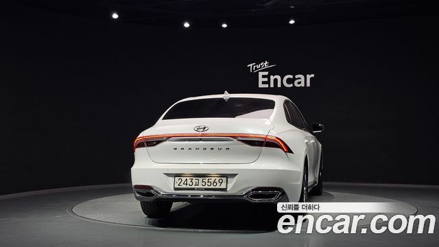Hyundai Grandeur из Кореи Encar