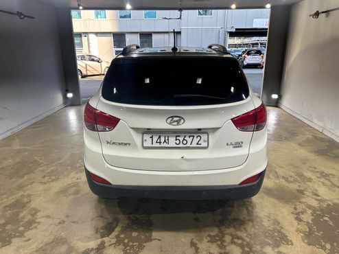 Hyundai Tucson Diesel 2WD LX20 Premier — пробег 234 809 км — фото 5 из 5