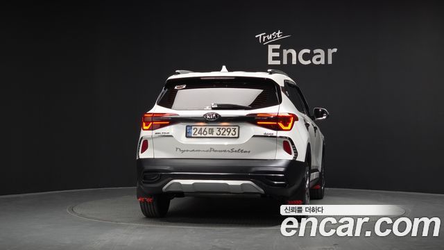 Kia Seltos из Кореи Encar